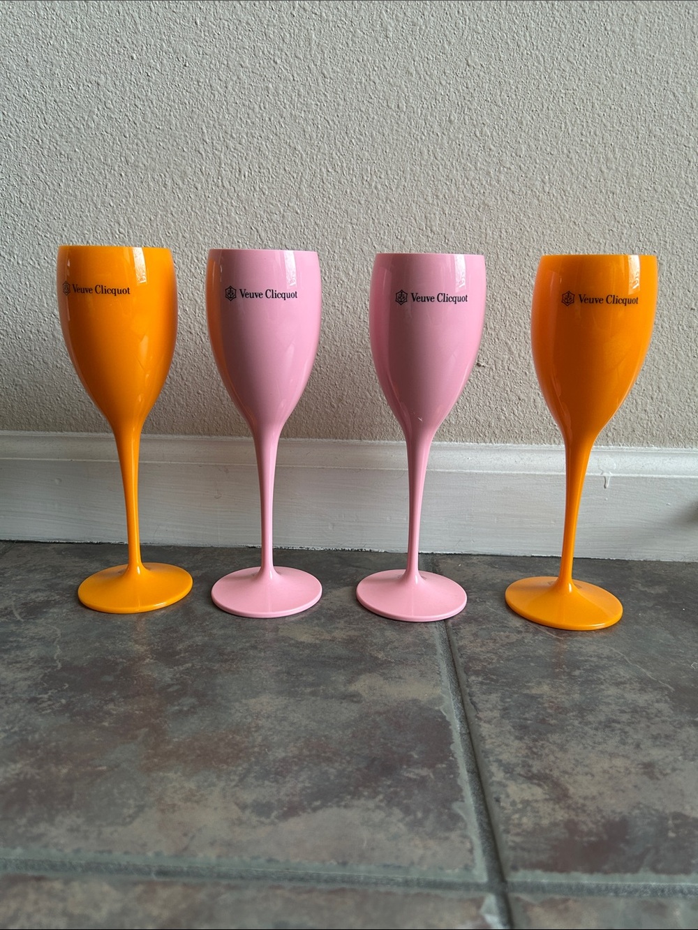 Veuve Clicquot Acrylic Champagne Flutes - Set of 4